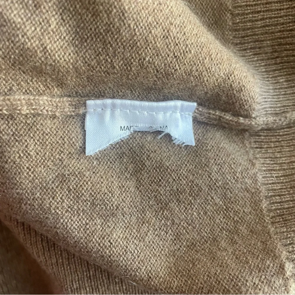 Quince 100% Mongolian Cashmere Crewneck Sweater in Camel Size Medium - Picture 7 of 8